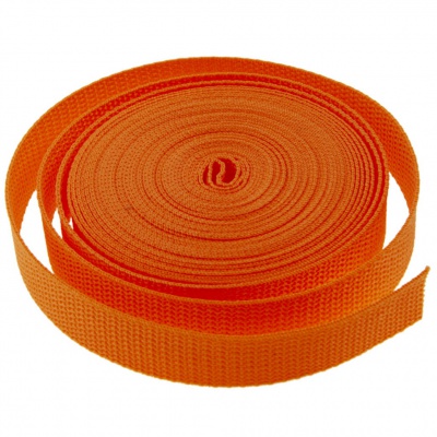 Стропа текстильная, шир. 25 мм (в нам. 50+/-1 ярд), цвет оранжевый - купить в Архангельске. Цена: 409.94 руб.
